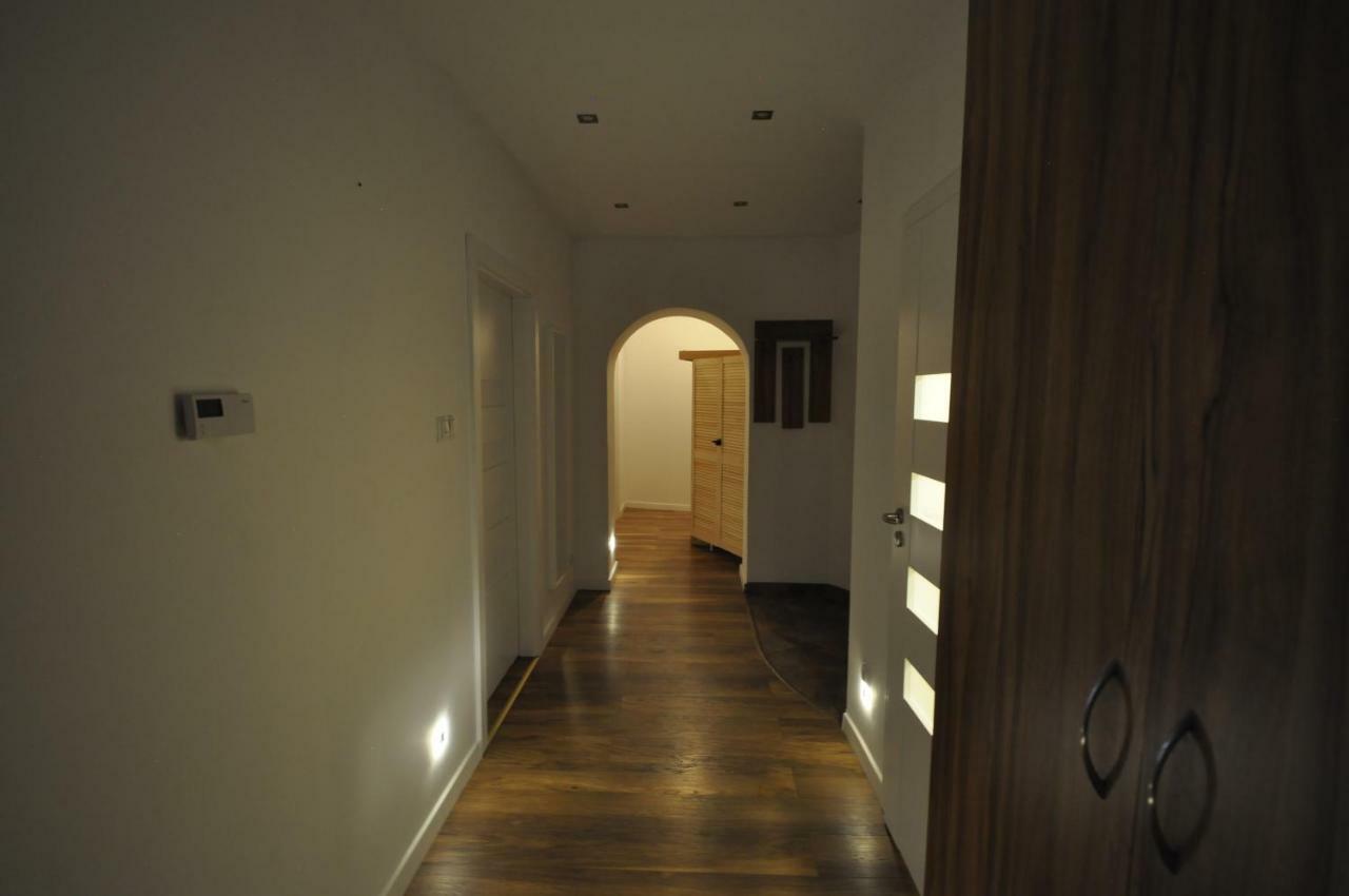 Wild Solutions Sauna Apartments Краків Екстер'єр фото