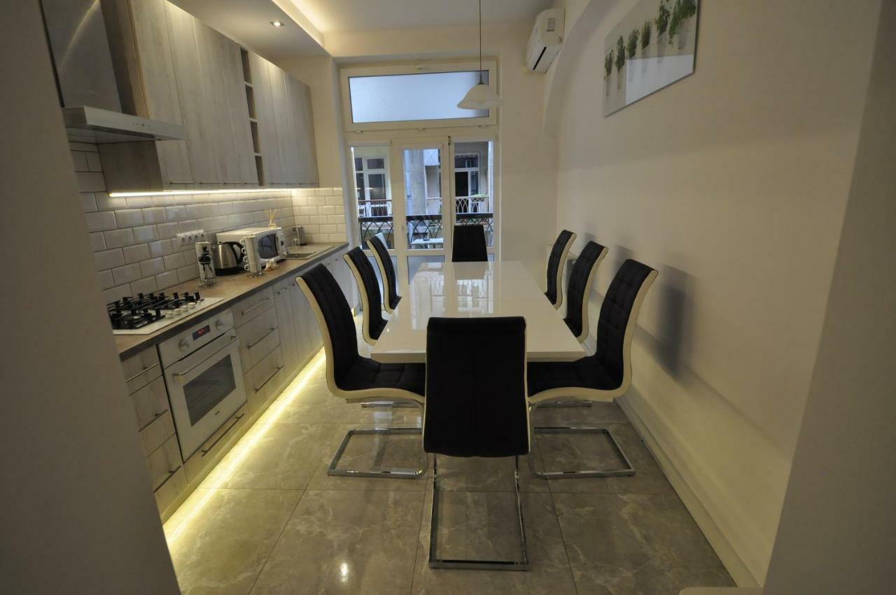 Wild Solutions Sauna Apartments Краків Екстер'єр фото