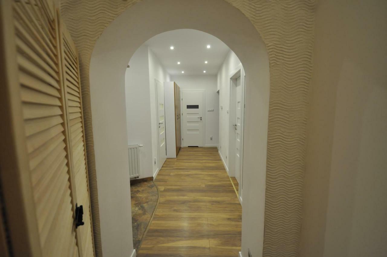 Wild Solutions Sauna Apartments Краків Екстер'єр фото