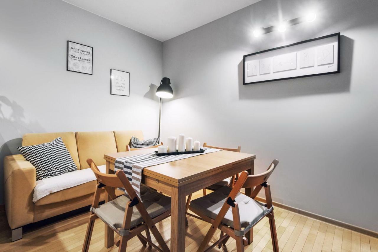 Wild Solutions Sauna Apartments Краків Екстер'єр фото