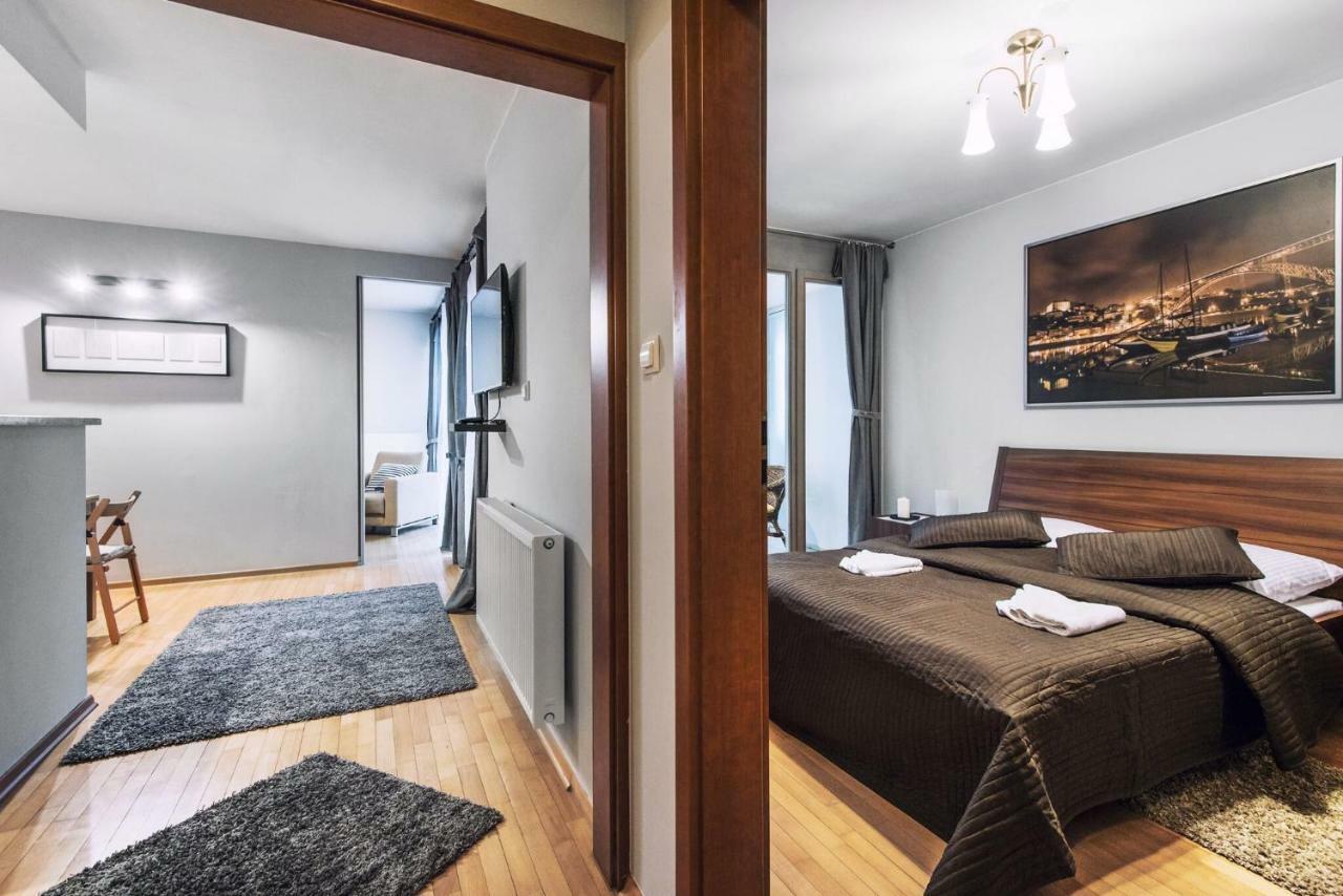 Wild Solutions Sauna Apartments Краків Екстер'єр фото