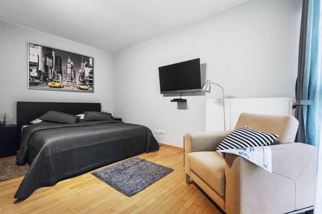 Wild Solutions Sauna Apartments Краків Екстер'єр фото