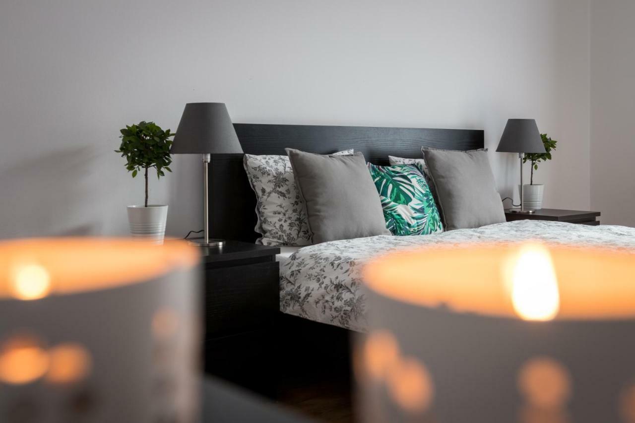 Wild Solutions Sauna Apartments Краків Екстер'єр фото