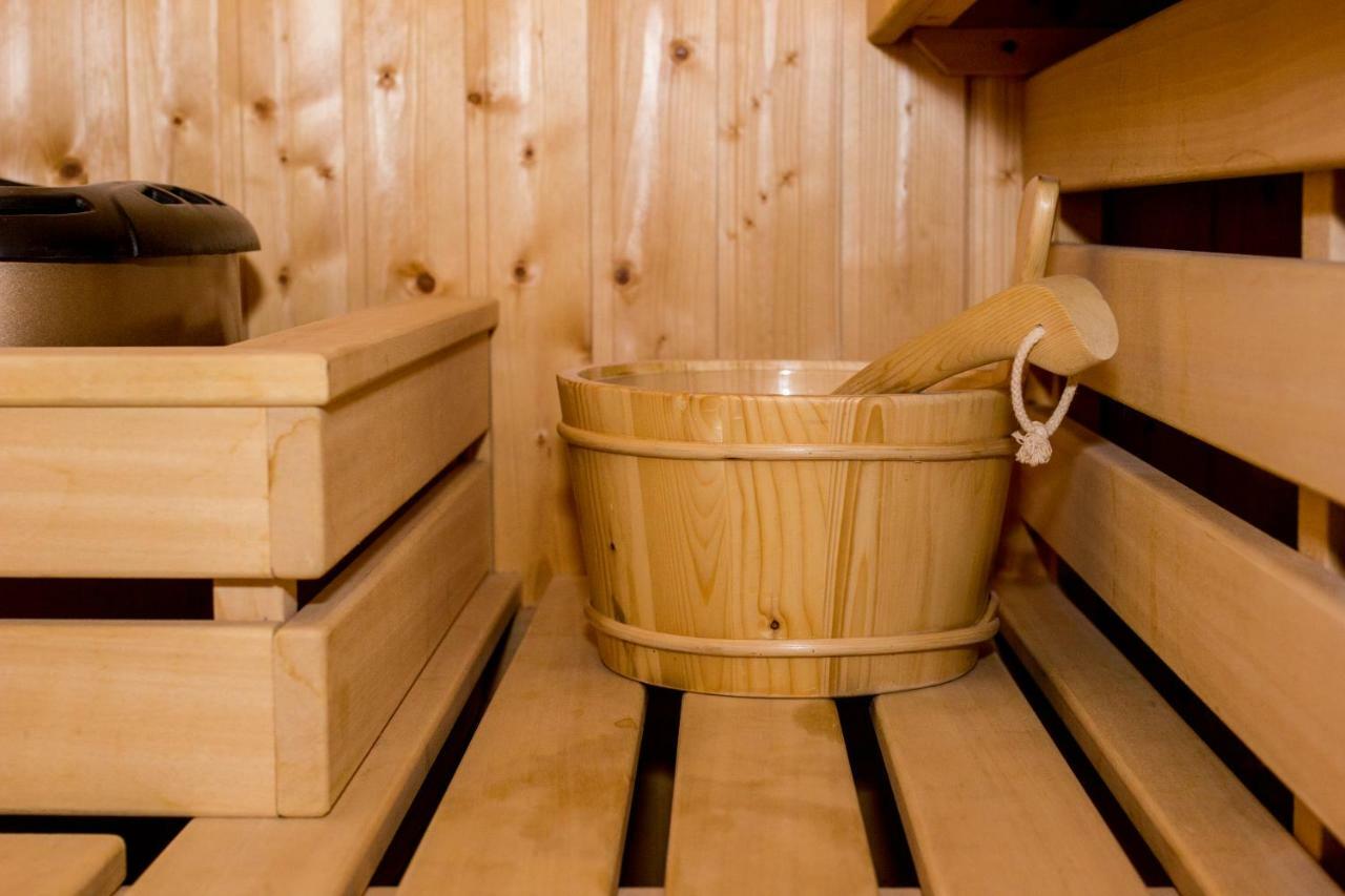 Wild Solutions Sauna Apartments Краків Екстер'єр фото