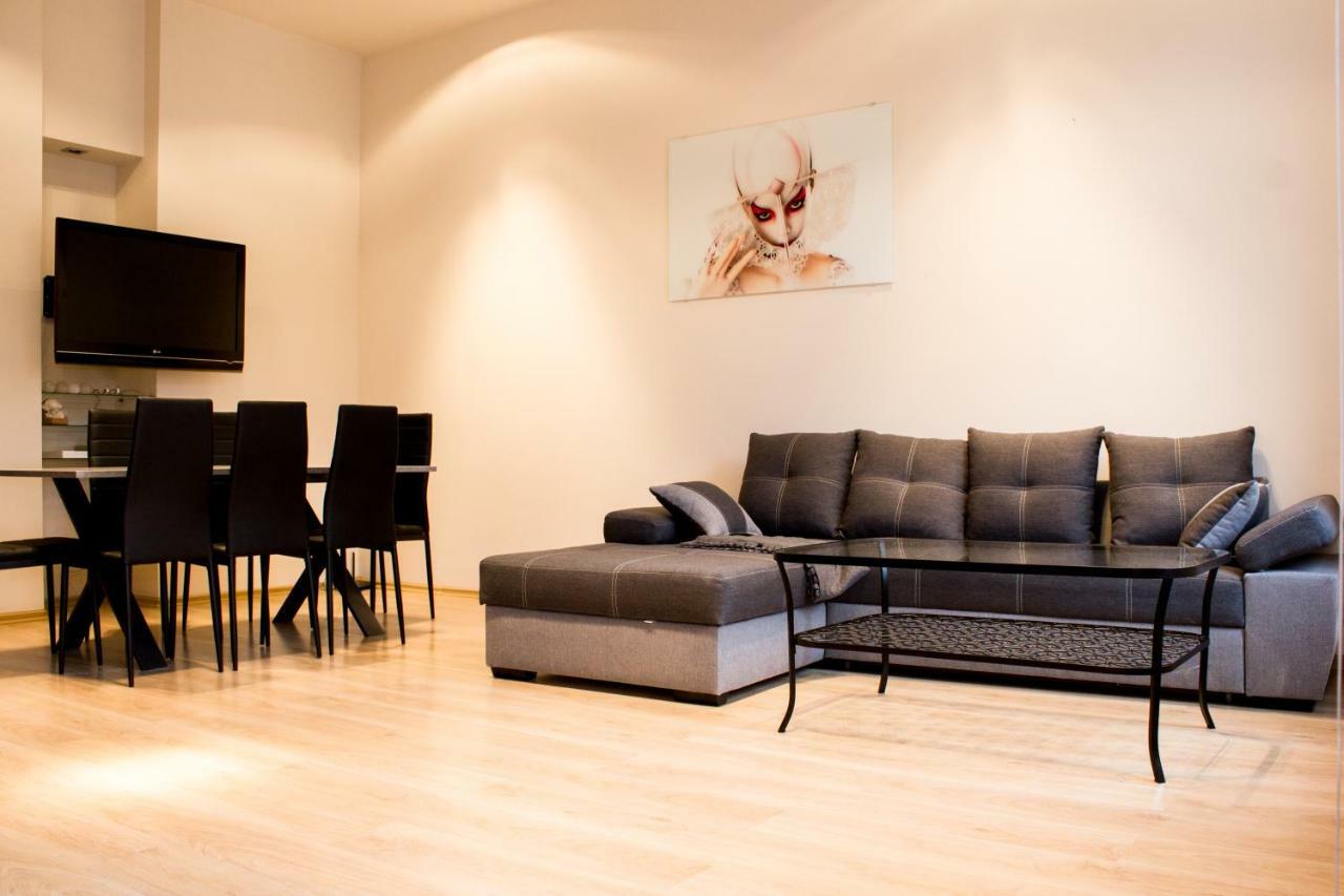 Wild Solutions Sauna Apartments Краків Екстер'єр фото